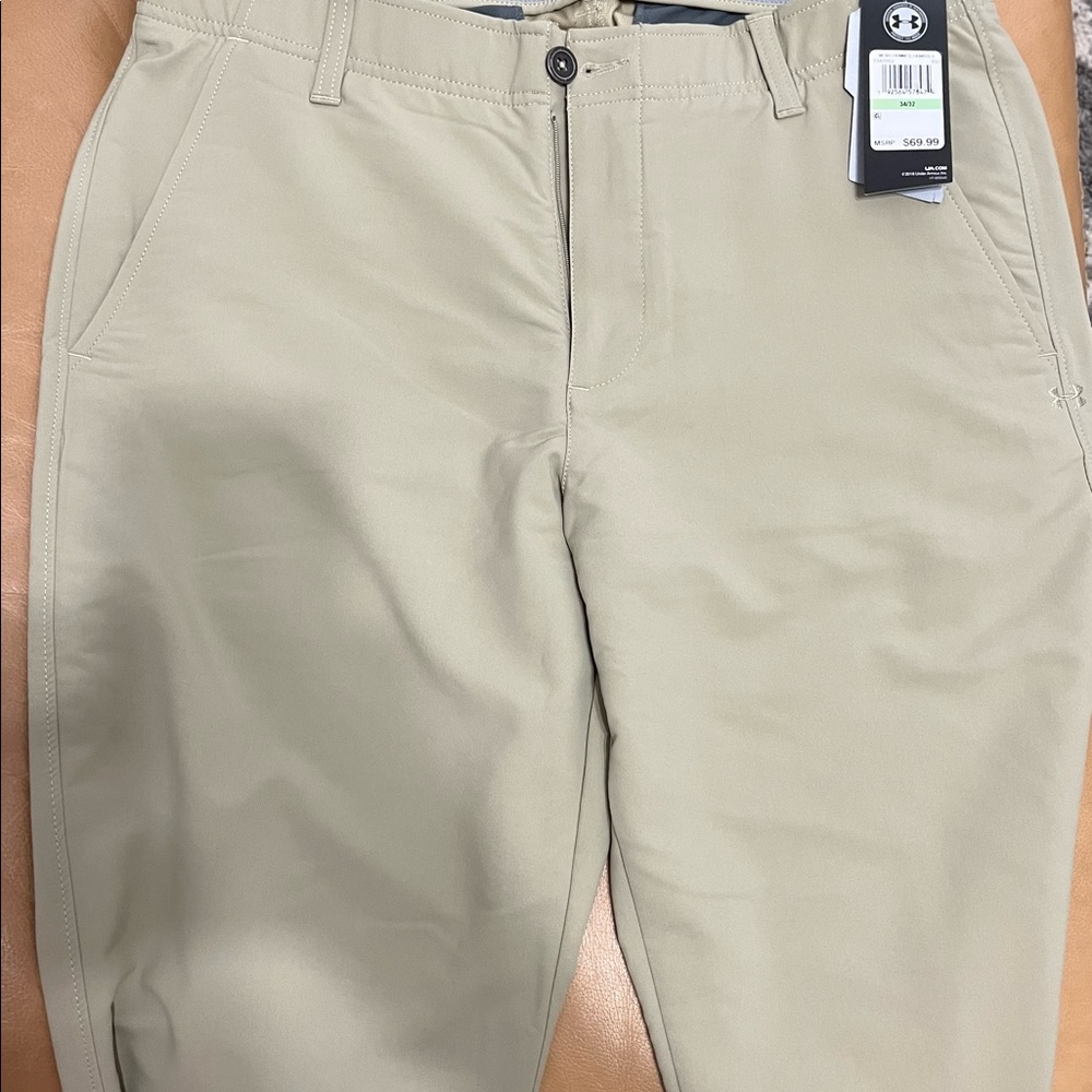 Under Armour golf pants